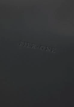 Pier One UNISEX - Weekender - Black 12 Pier One UNISEX - Weekender - Black -Pier One 39fdb5f7c20b4ea7b31fc65b27656f6d