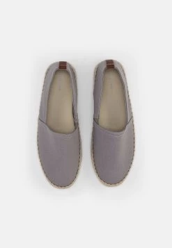 Pier One RENA ESPADRILLE UNISEX - Espadrille - Light Grey 11 Pier One RENA ESPADRILLE UNISEX - Espadrille - Light Grey -Pier One 3a4ecaa564354b7ead8553c898526375