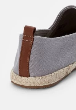 Pier One RENA ESPADRILLE UNISEX - Espadrille - Light Grey 13 Pier One RENA ESPADRILLE UNISEX - Espadrille - Light Grey -Pier One 42d2421a7d9a4236aff6d97b980fd1f5