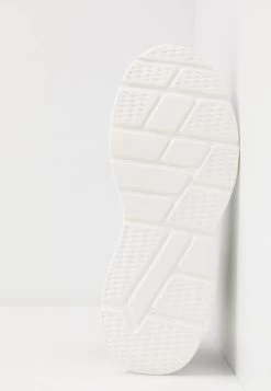 Pier One Sneaker High - Black/white -Pier One 52b5e07059e148baa03e0194b33ba8c5